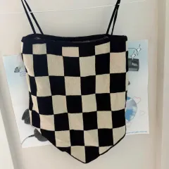 ニットビスチェ