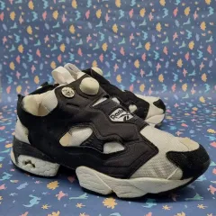 リーボック インスタポンプ カササギ フューリー スニーカー 27センチ