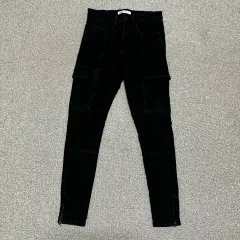 30 ZARA(ザラ) カーゴ ブラックデニム バイカージーンズ