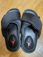 ヒールありスリッパ（240）