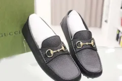 グッチ 新品 未使用 ホースビット ドライビングシューズ ローファー 靴 674254