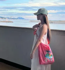 ピンク 刺しゅうストラップショルダーバッグ