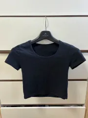高級感 黒 半袖 クロップドTシャツ