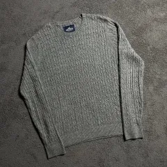 Hollister(ホリスター) グレー ケーブル ニット
