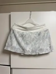 lululemon(ルルレモン) スカート (新品)