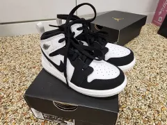 (150) ジョーダン 1 MID SE (TD) 9C 新品