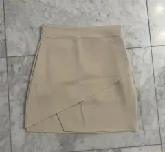 ミニスカート s