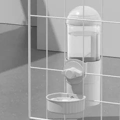 【在庫セール】Emoi ペット自動給水器 ケージ 固定 みずのみ器 ペット給水器 大容量 電源不要 プラスチック ペットボトル ウォーターボトル 500Ml 吊り下げ式 重力給水器 猫犬 うさぎ用 お留守番対応 熱中症を防ぐ 転倒防止 漏れ防止 ペット用品 いのサムネイル