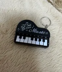 ピアノ フィギュア キーリング