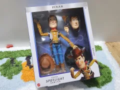 トイストーリー ウッディ フィギュア 未開封