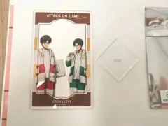 進撃の 巨人 リヴァイ エレン アクリル スタンド