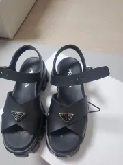 プラダラバーサンダル 37 240