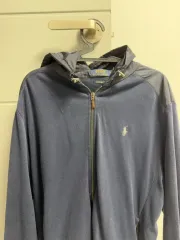 ポロ フード付き ジップアップパーカー