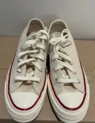 キャンパスシューズ