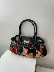 フェラガモ ガンチーニ マルチカラー ハンドバッグ