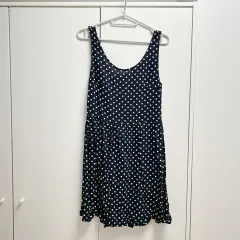 H&M エイチ・アンド・エム かわいい ドット ノースリーブワンピース