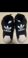 adidas(アディダス) スニーカー 靴 出品