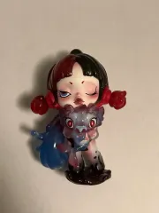 ポップマート スカルパンダ 용의 プレゼント