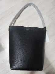 バケットバッグ 1