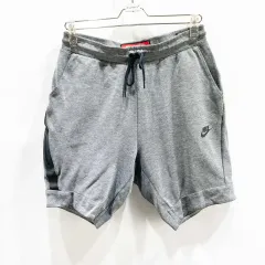 Nike(ナイキ） テックフリース メンズショーツ グレー M ジンの感覚