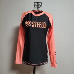 2 (女性/ S ) ラッシュガード