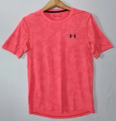 実寸 S ） UNDER ARMOUR(アンダーアーマー) 機能性 半袖Tシャツ