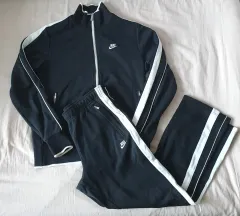 着用画像* NIKE ナイキ トレーナー セットアップ)トップス 105 ボトムス 32