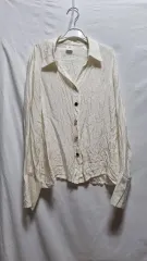 ボタン ポイント ブラウス