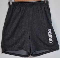 M ） PUMA(プーマ) グレー ハーフパンツ