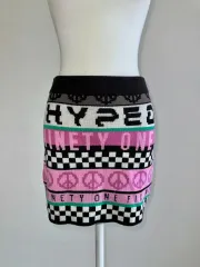 H&M) ISTJ VENDING MACHINE Ver. ニット スカート (新品)