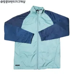 Nike(ナイキ） ヴィンテージ ストリート スウッシュ ウインドブレーカー ジャケット