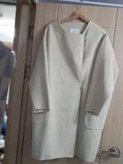 Ssumj アイボリー ノーカラー コート