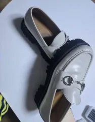 グッチ ホースビット フラット ローファー 白 245 サイズ