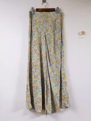 ZARA(ザラ) 女性用ロングスカート ちらつき、ちらつき 小花柄 55 スリット S