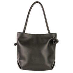 美品ヴァジックvasic patti mini ブラックミニバッグハンドバッグ