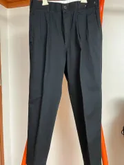 UNIQLO(ユニクロ) u タック テーパードパンツ 黒