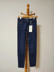 新品 ZARA TRF ハイウエスト スキニージーンズ (ジンチョン ／ EU 32 )