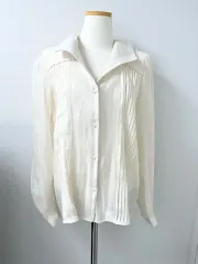 ピンタック アイボリー ブラウス