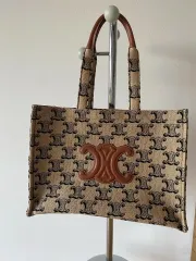 Celine(セリーヌ) カバス ラージ ドットバッグ