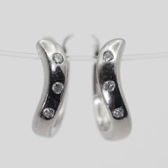 Pt900 ダイヤモンド フープピアス 0.04ct プラチナ 3石 ペア - メルカリ