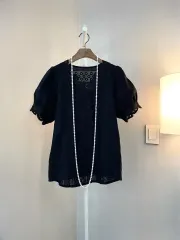 ブラック半袖 夏 コットン パフ レース エンブロイダリー刺繍 シャーリング ブラウス