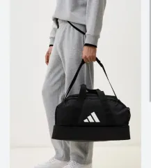 アディダス ブラック スポーツ ダッフルバッグ Tiro dc bu s サッカーバッグ
