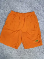 THE NORTH FACE(ザノースフェイス) ハーフパンツ ナイロン ショートパンツ オレンジ