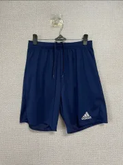 M adidas ユニセックス ハーフパンツ