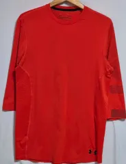 M ） UNDER ARMOUR(アンダーアーマー) オレンジ 7 富 半袖Tシャツ