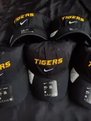 ナイキ タイガー ベースボールキャップ 帽子