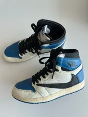 ナイキ ジョーダン1 トラヴィススコット ハイ フラグメント