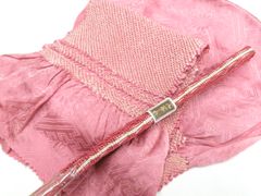 【着物】黒留袖 五つ紋 比翼仕立 金糸 金駒刺繍 幾何学文 身丈約164cm 裄丈約66.5cm 25z06-3274 黒留袖 五つ紋 金駒刺繍 花模様 比翼仕立て 正絹 身丈164.5cm 裄丈64.5