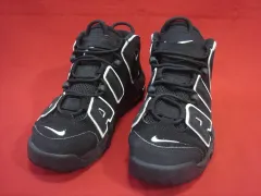 240 NIKE(ナイキ) モアー アップテンポ 黒 白 サイズ