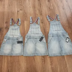 トミーヒルフィガー キッズ デニム サスペンダー スカート 新品 1個あたりの価格